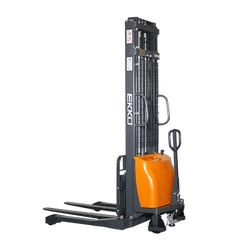 EKKO Stacker EA15A-118