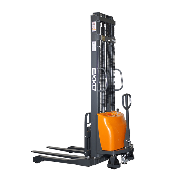 EKKO Stacker EA15A-118