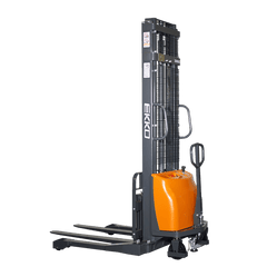 EKKO Stacker EA15A-138