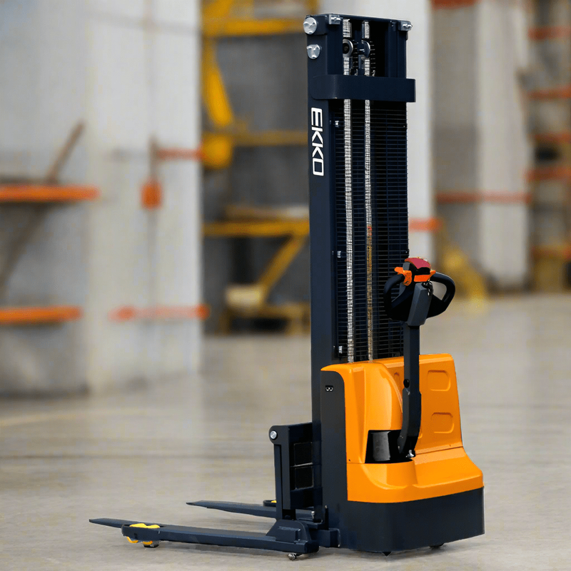 EKKO Stacker EB12E-138